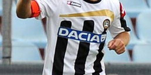 DeepSeek评足球史上十大励志球星：C罗居首，里贝里第五