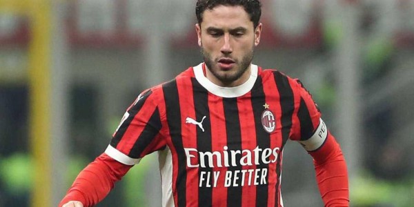AC米兰右后卫调整引援战略，法甲强人因对方高价交易滞缓