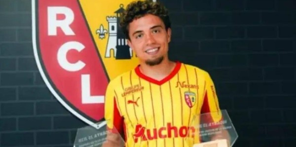 2500万闪电战！罗马今日锁定法甲8球神腰，他能接班皮尔洛？